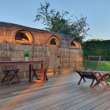 Camping Les Refuges Du *