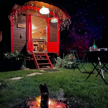 Les Refuges Du Camping *