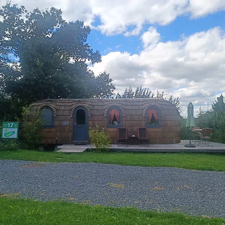 Camping Les Refuges Du *